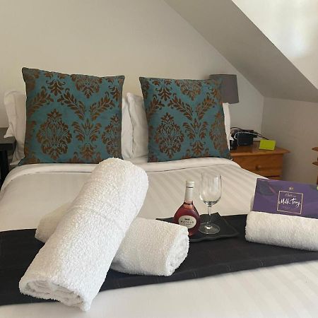 Sw16 Norbury Guesthouse London Bagian luar foto
