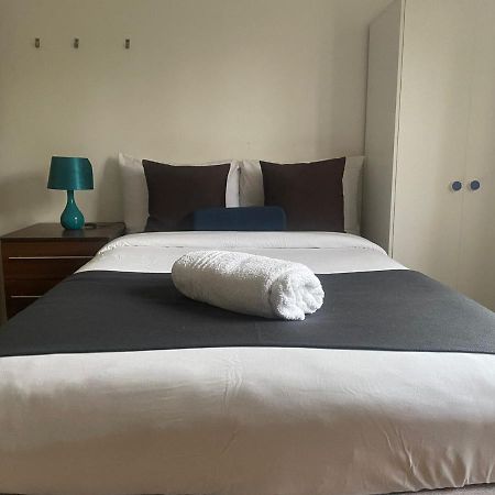 Sw16 Norbury Guesthouse London Bagian luar foto
