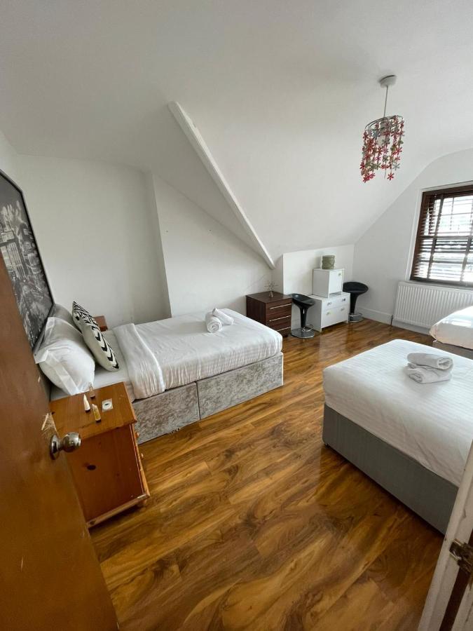 Sw16 Norbury Guesthouse London Bagian luar foto