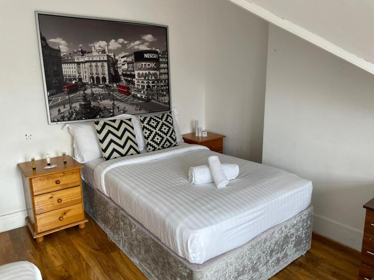 Sw16 Norbury Guesthouse London Bagian luar foto